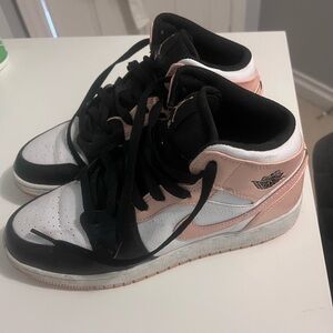 light pink air jordan 11’s woman’s